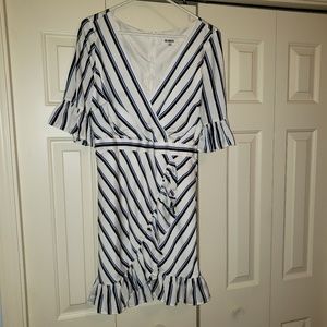 BB Dakota Ruffle Dress